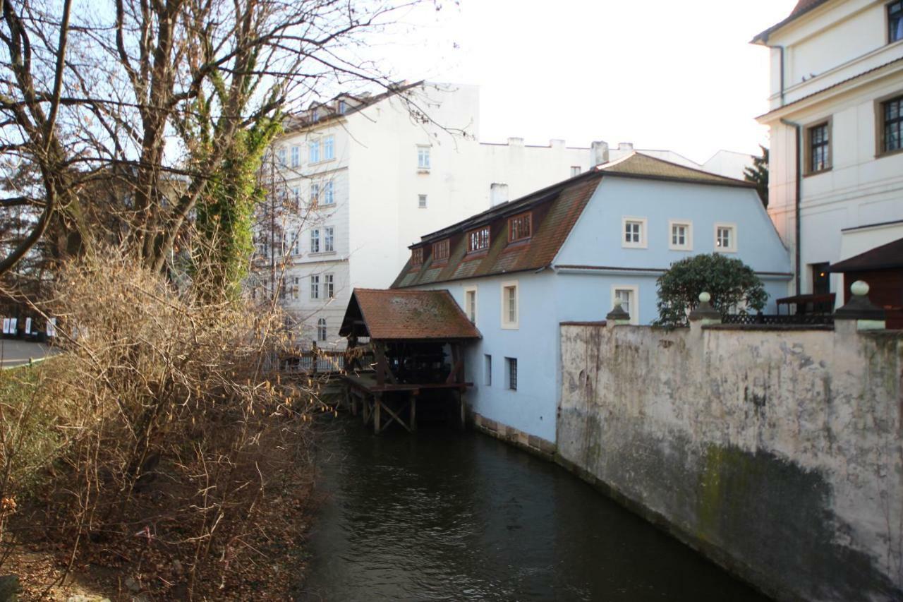 Quiet Apartment In The City Center With Own Terrace Prague Luaran gambar